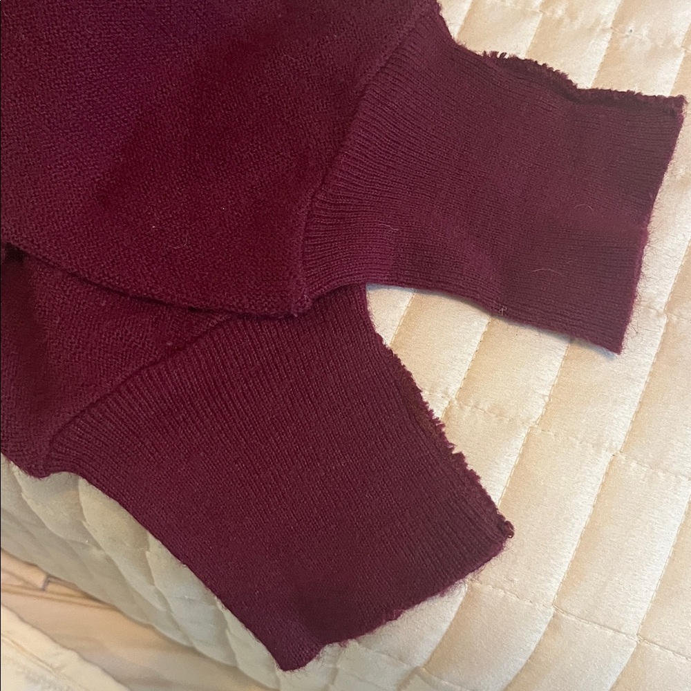 Vtg IZOD Lacoste Men's Burgundy Button Cardigan Sweater - Size L - Picture 7 of 7